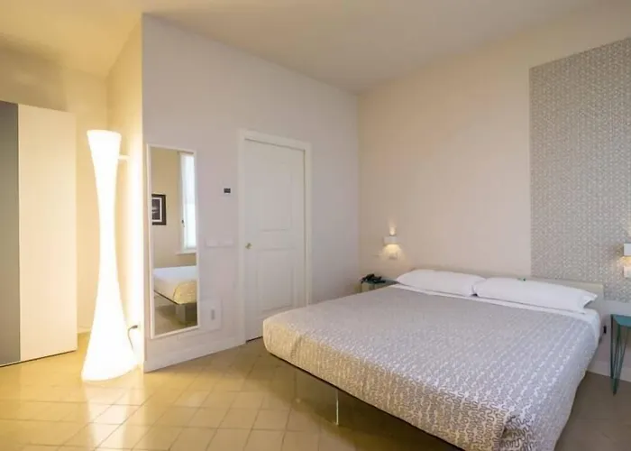 Hotel Forlanini 52 Parma