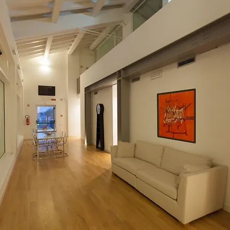 Forlanini 52 Hotel Parme