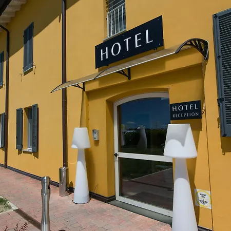 Hotel Forlanini 52 Parme