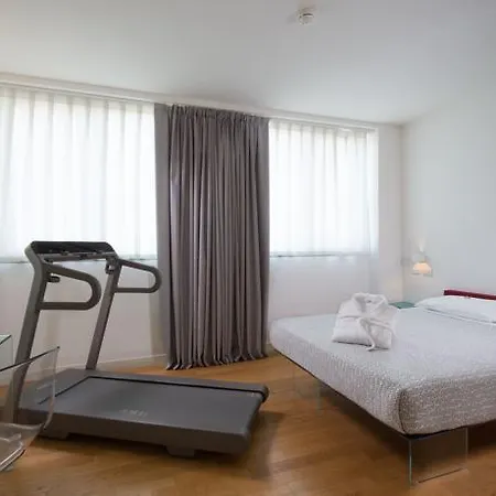 Hotel Forlanini 52 Parme