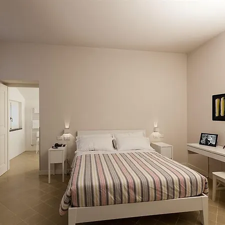 Hotel Forlanini 52 Parme