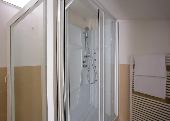 מלון Forlanini 52 3*