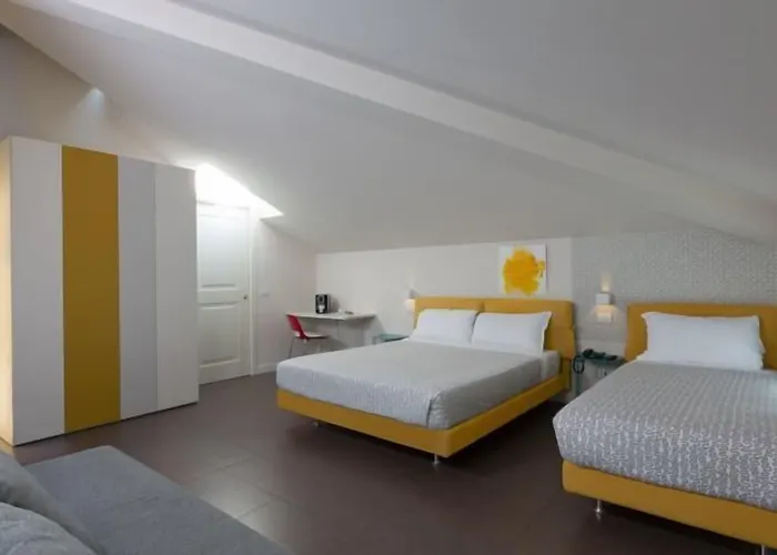 מלון Forlanini 52 3*