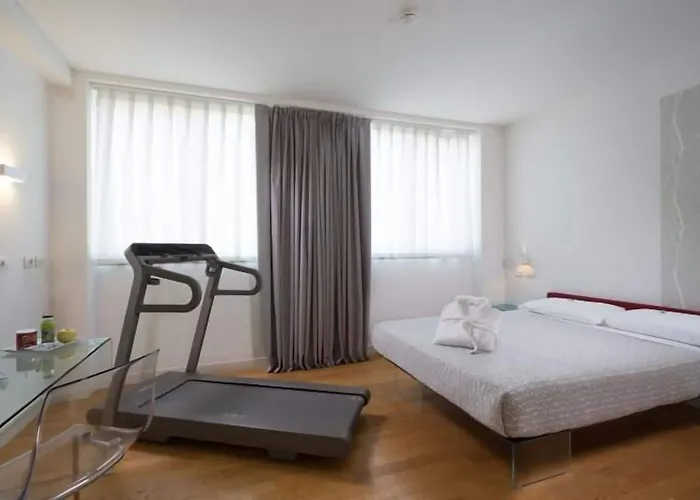 Forlanini 52 Otel 3*