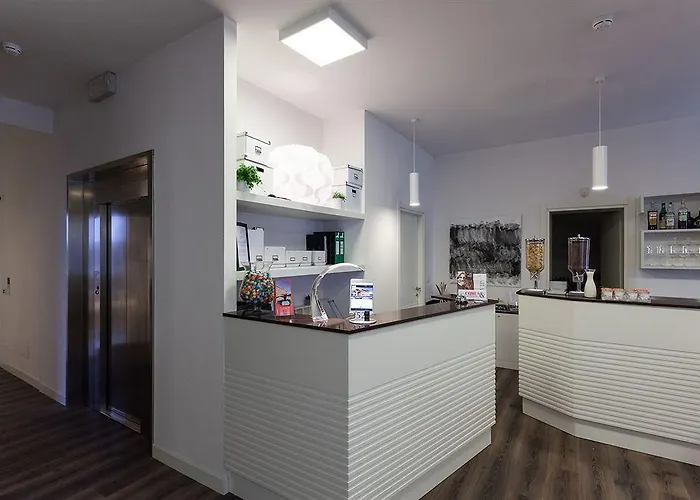 מלון Forlanini 52 3*