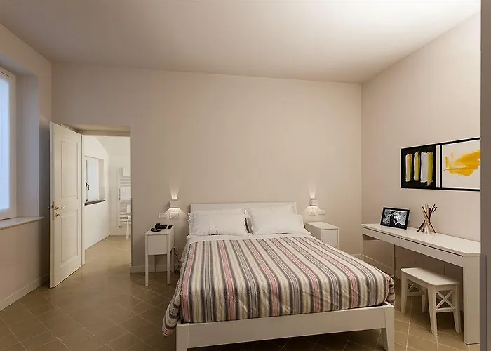 Otel Forlanini 52 Parma